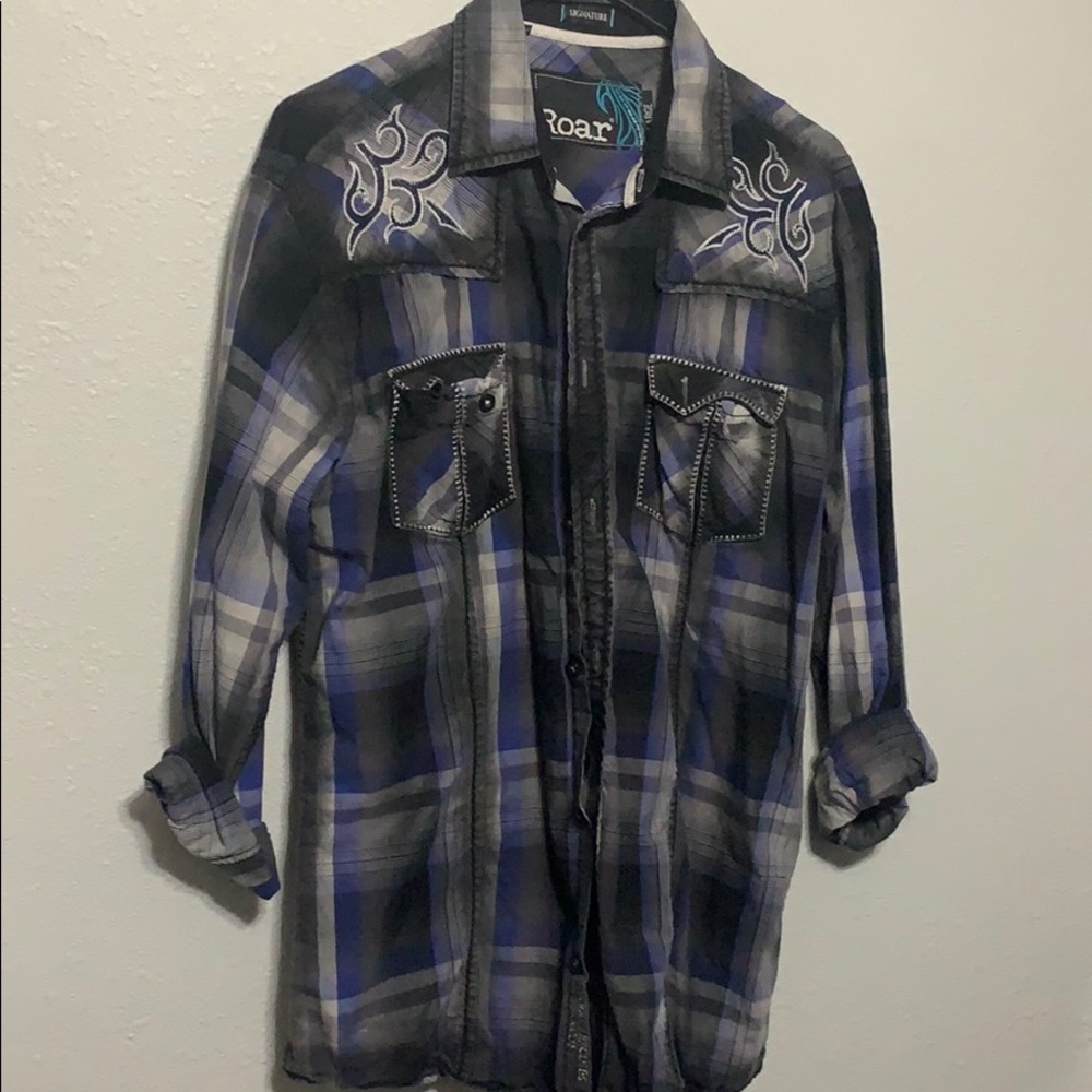 Plaid gray shirt
